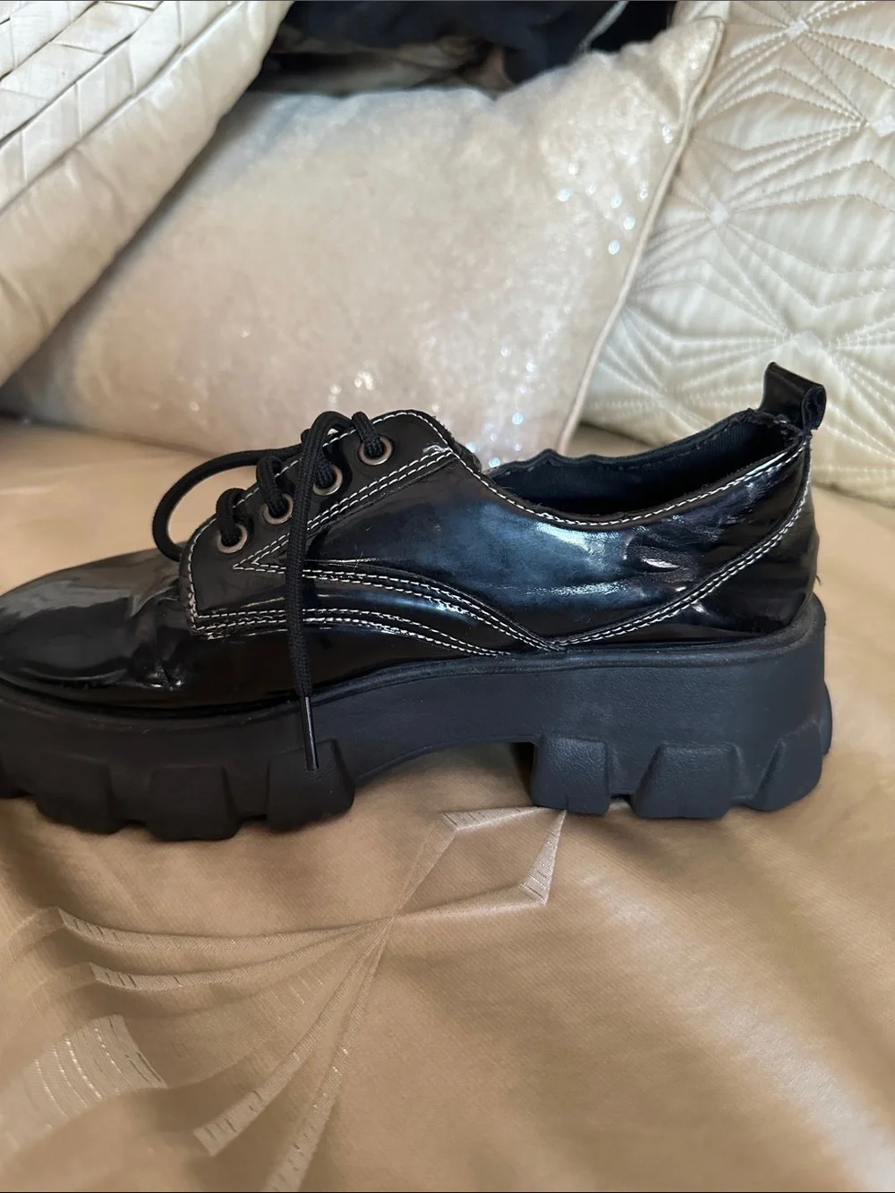 Men's Black Patent Lace-Up Chunky Shoes